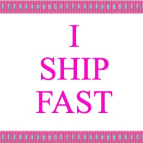 Champion 3 pc bodysuit and bib set with booties 1697 - Picture 5 of 6